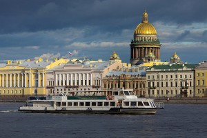 rivers-and-canals-of-st-petersburg-by-boat